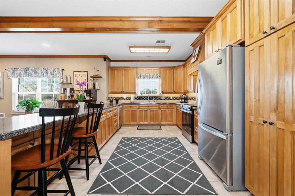 10081 Crestridge Drive