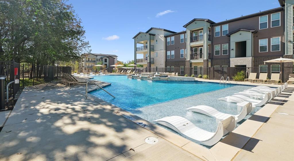 Mayhill Crossing - Residential Lease