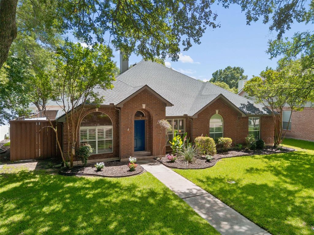 18 Heritage Woods Place