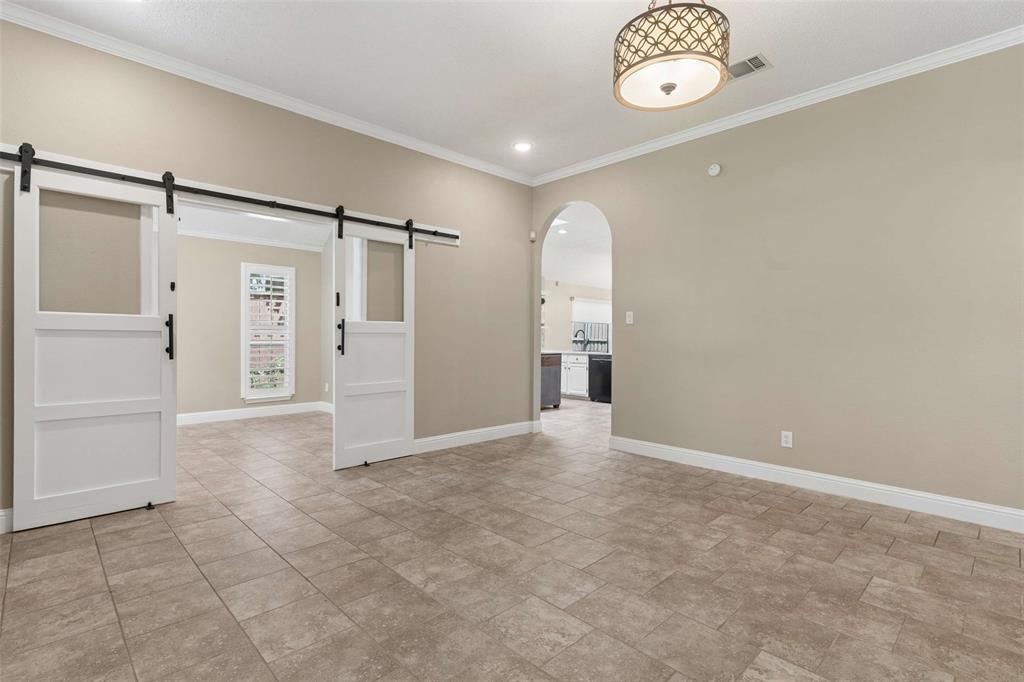 18 Heritage Woods Place