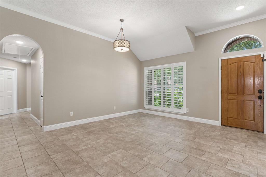 18 Heritage Woods Place
