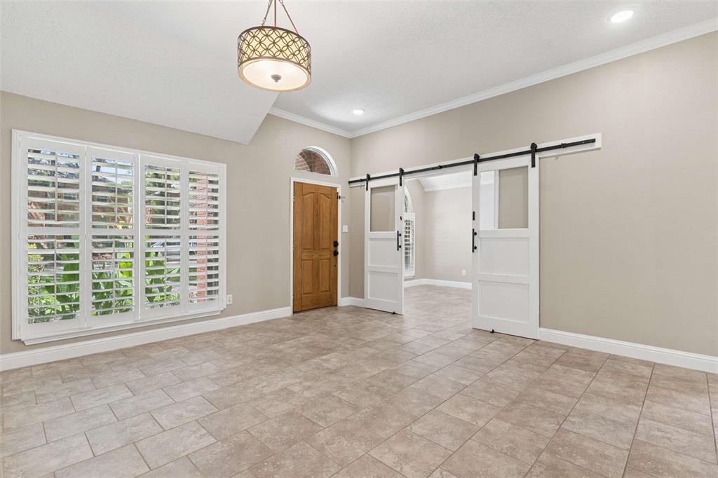 18 Heritage Woods Place
