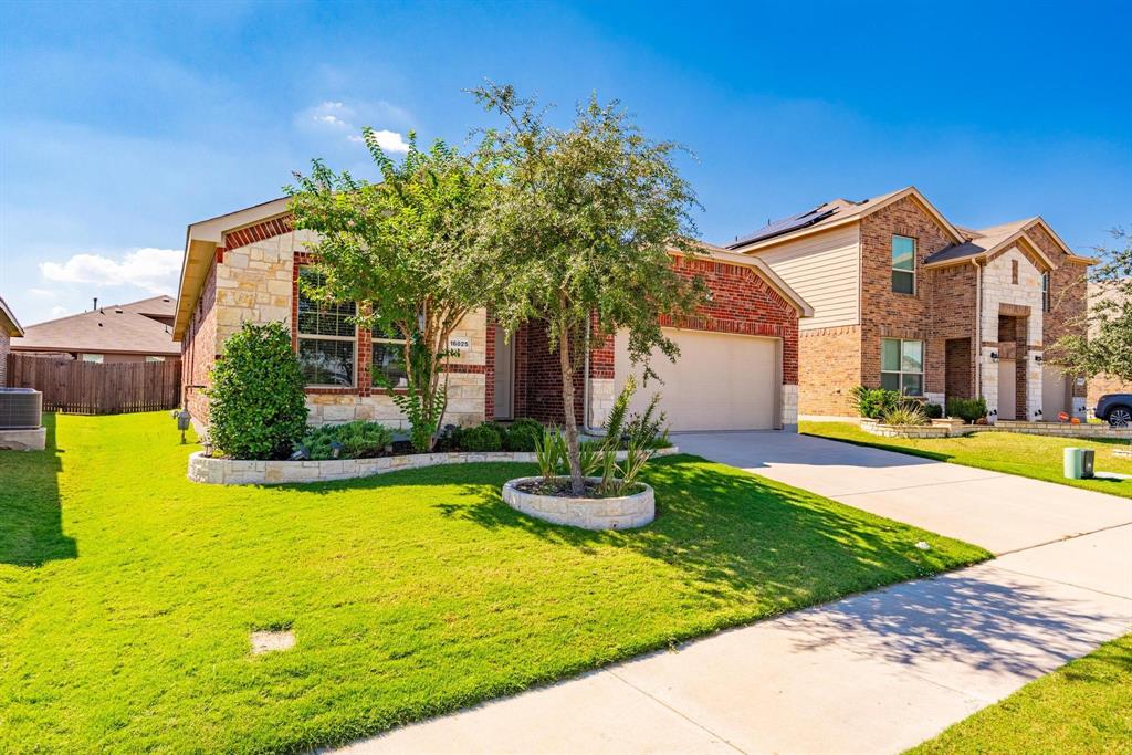 16025 Charing Cross Drive