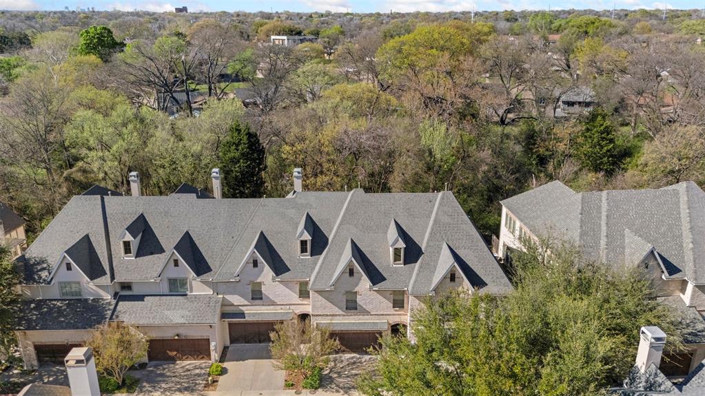 Villas At Ash Creek - Residential