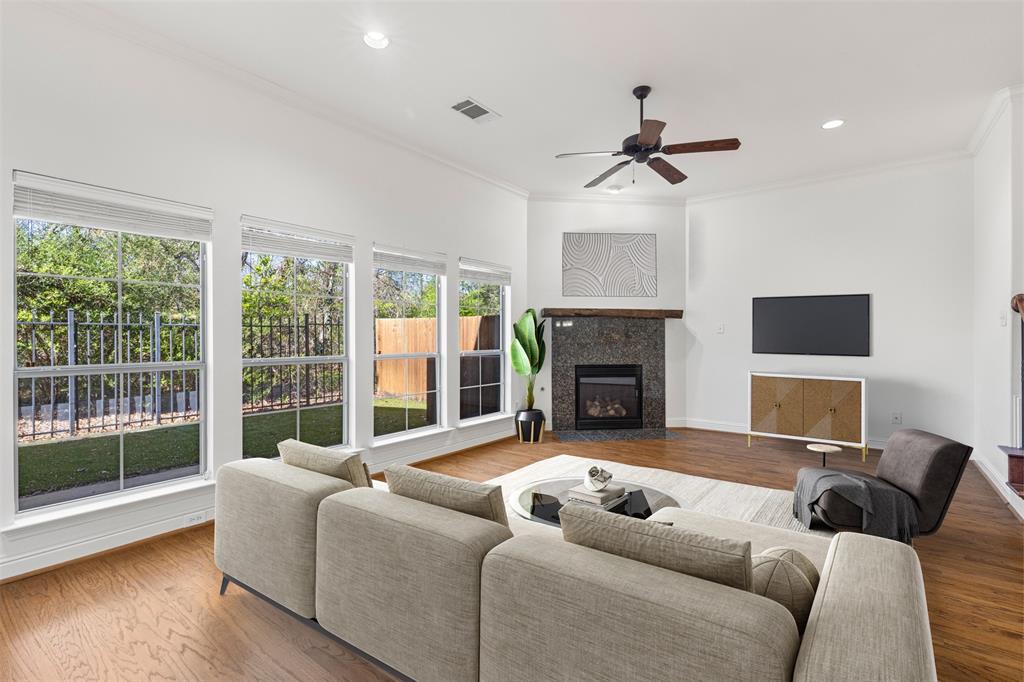 Villas At Ash Creek - Residential