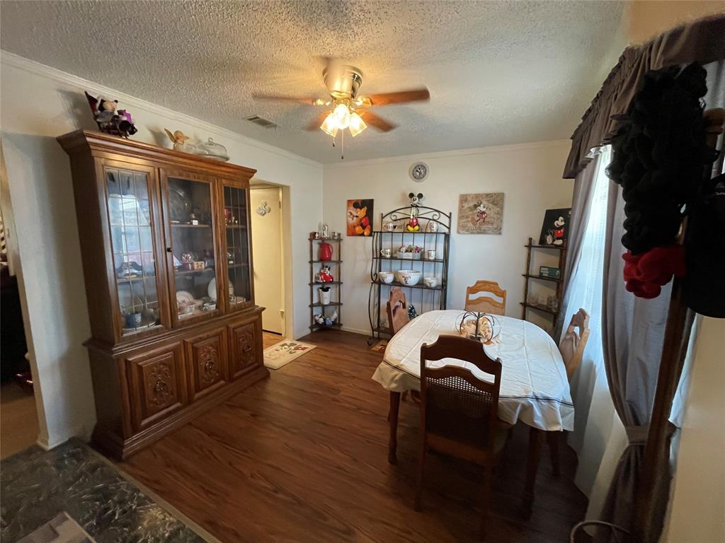 2915 Bamboo Street