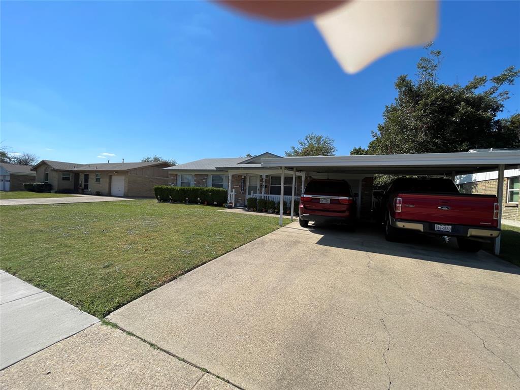 2915 Bamboo Street