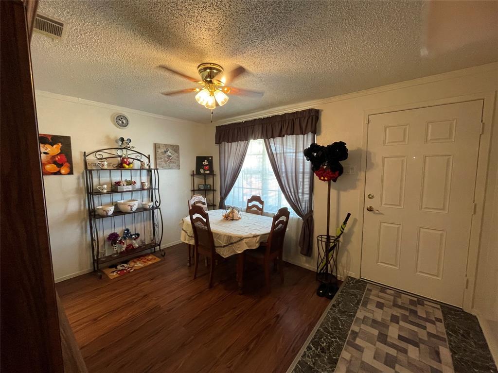 2915 Bamboo Street