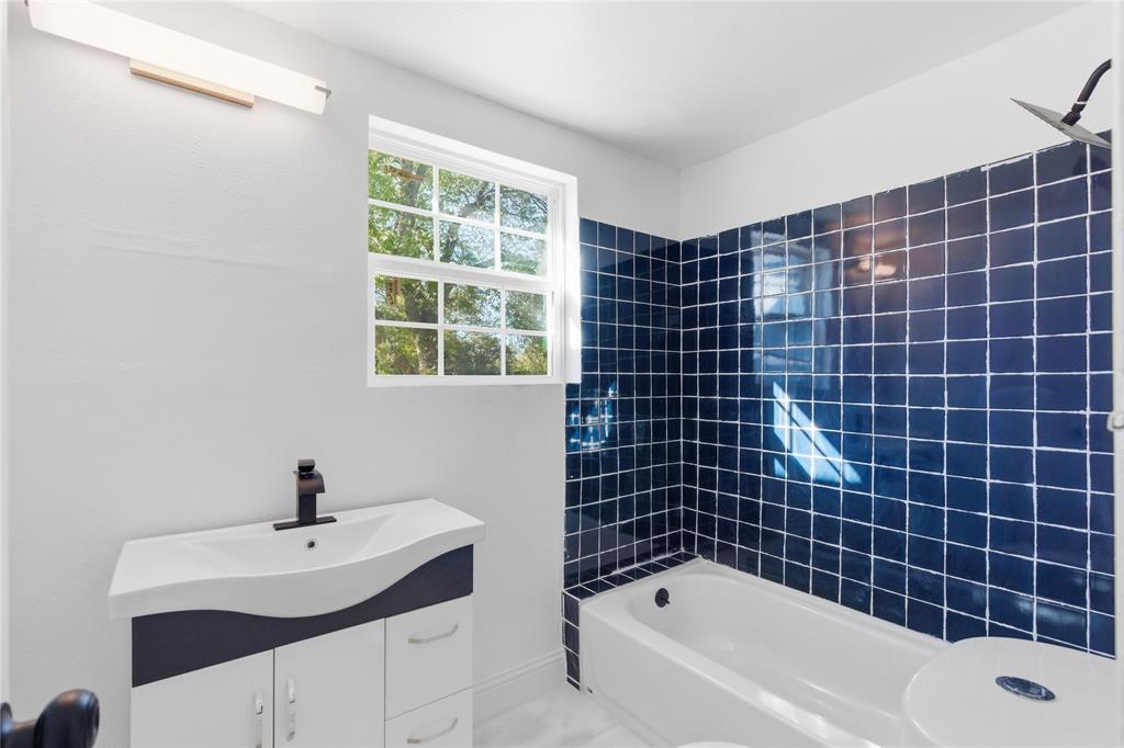 Meadow Oaks - Residential