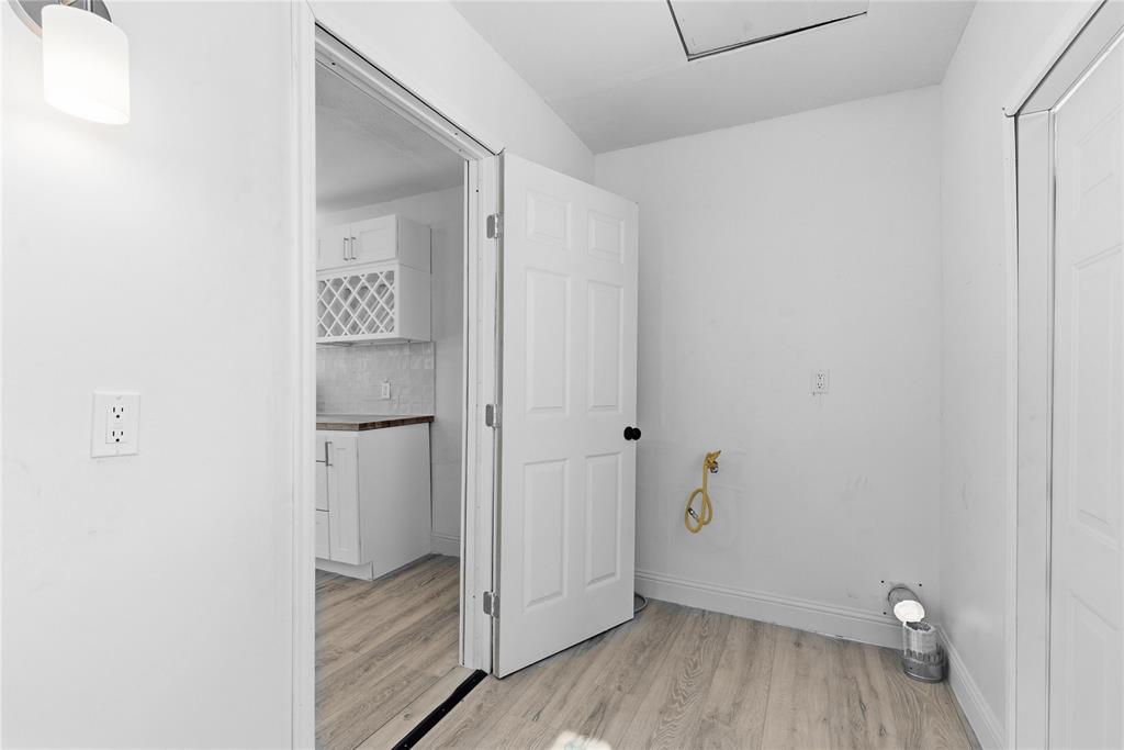 Meadow Oaks - Residential