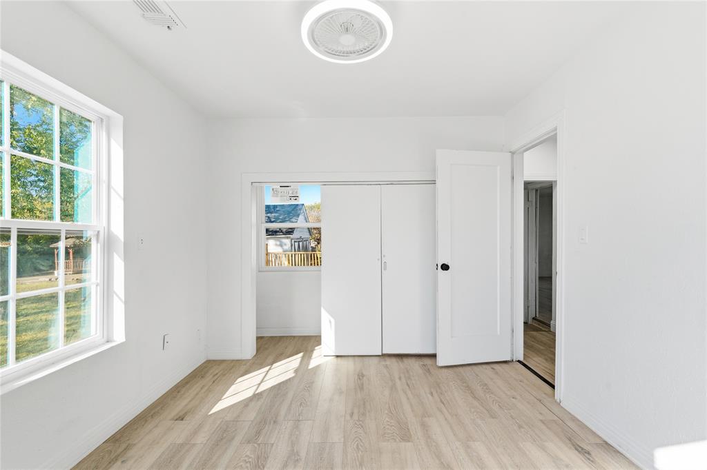 Meadow Oaks - Residential