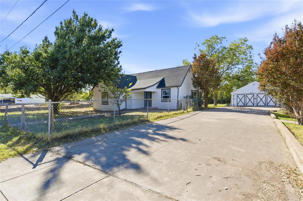 Meadow Oaks - Residential