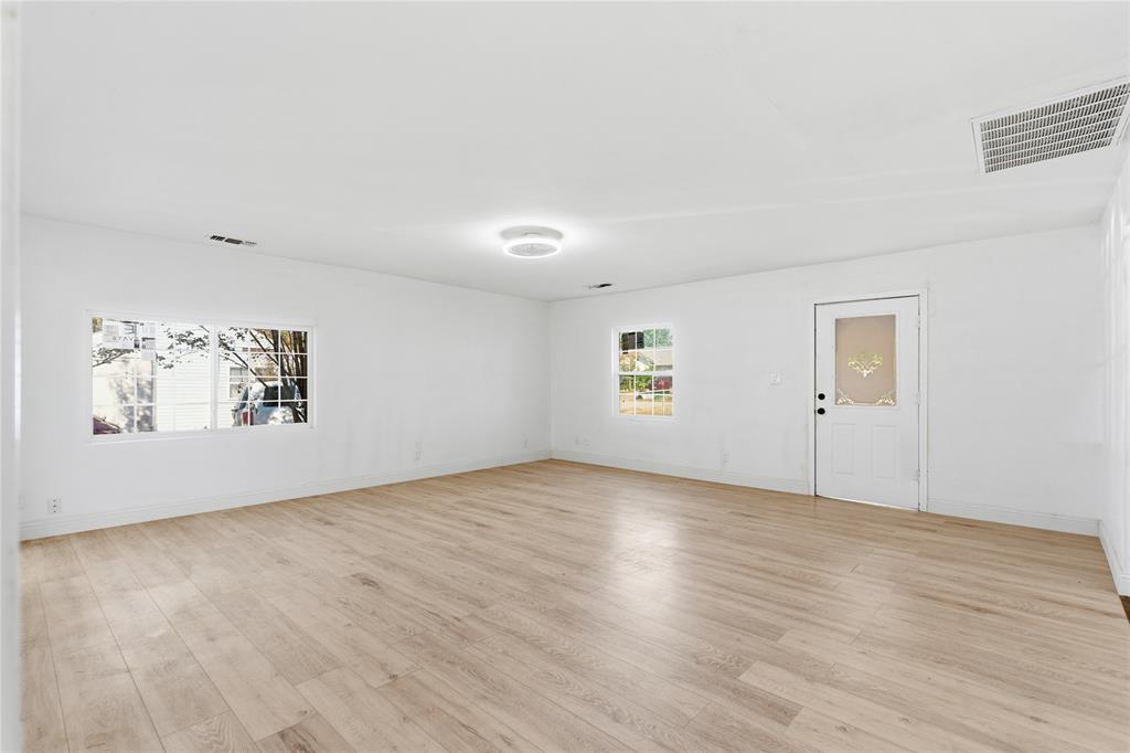 Meadow Oaks - Residential