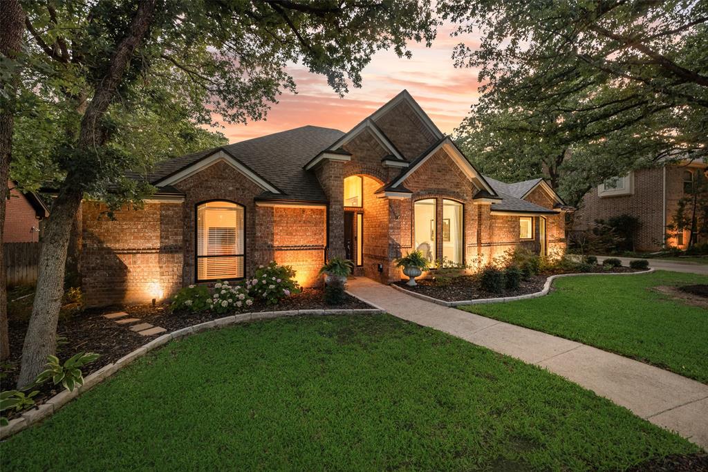 1522 Highland Oaks Drive