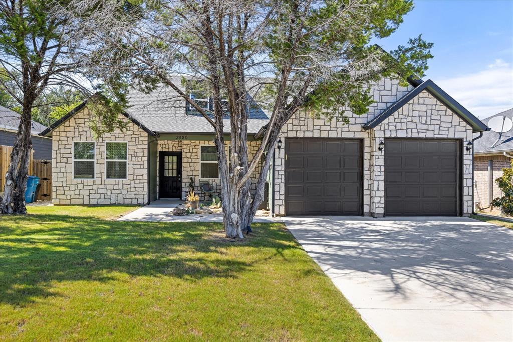 2520 Creek Drive