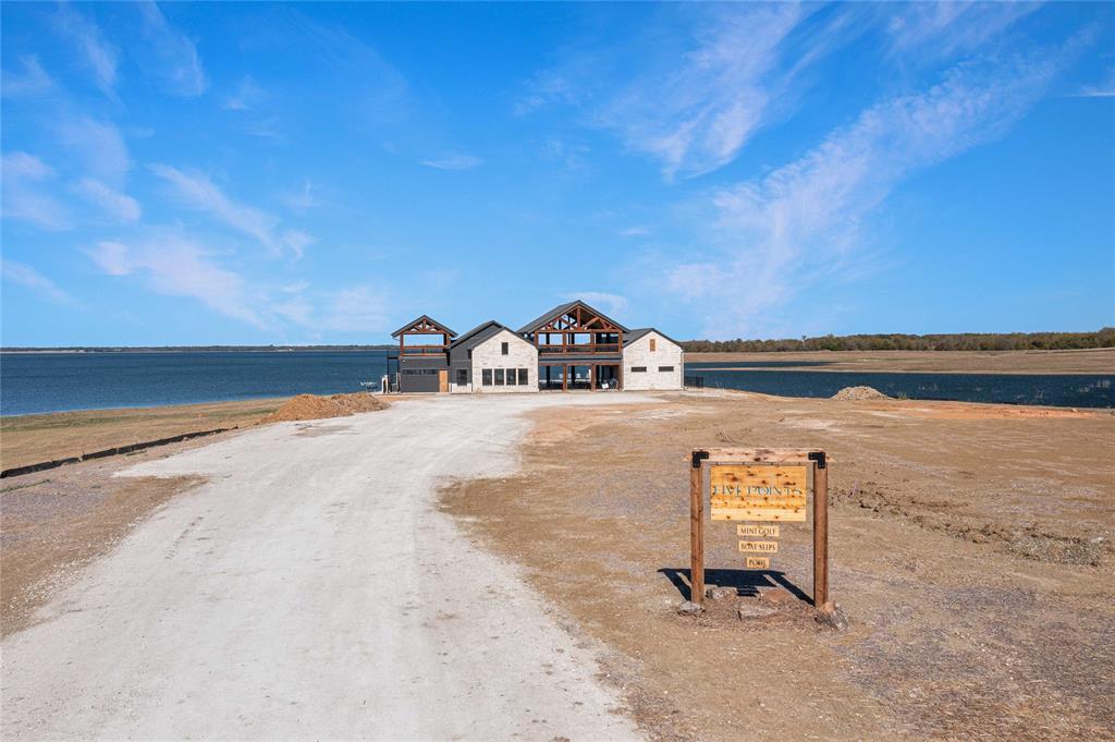 348 Woodland Trail