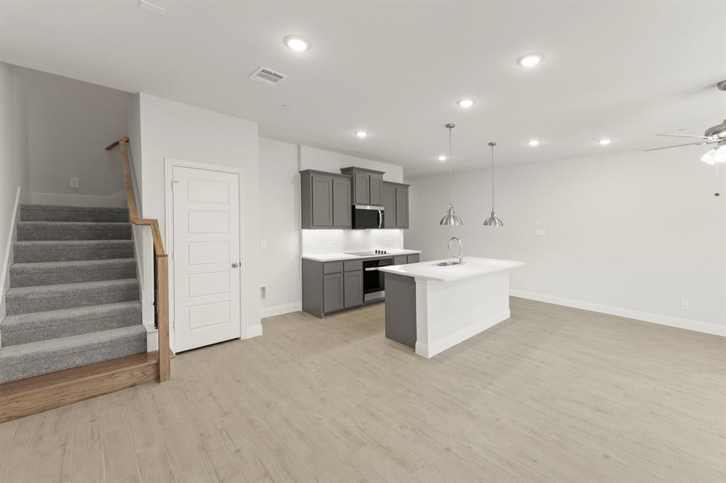 Sereno Oaks at Buckner Terrace - Residential