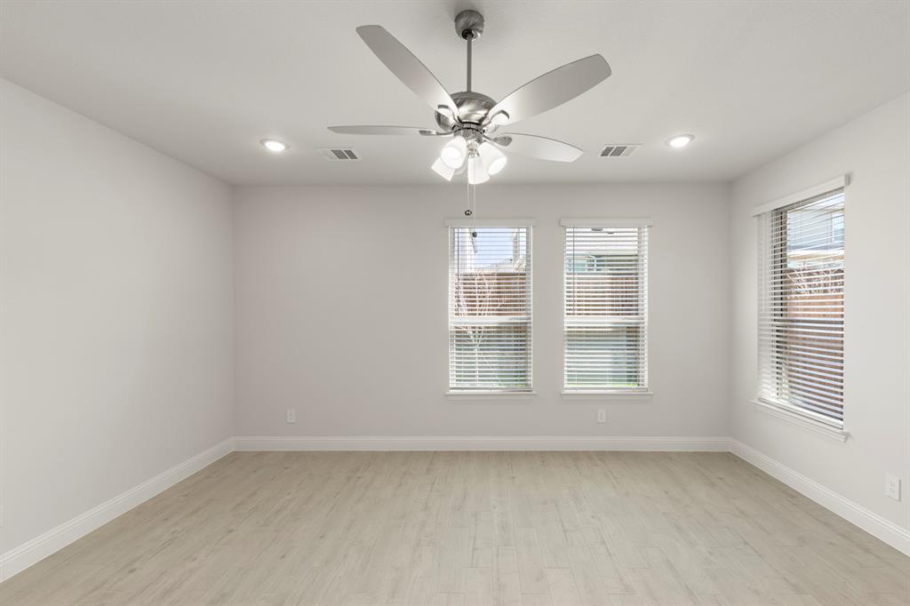 Sereno Oaks at Buckner Terrace - Residential