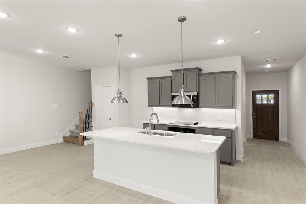 Sereno Oaks at Buckner Terrace - Residential