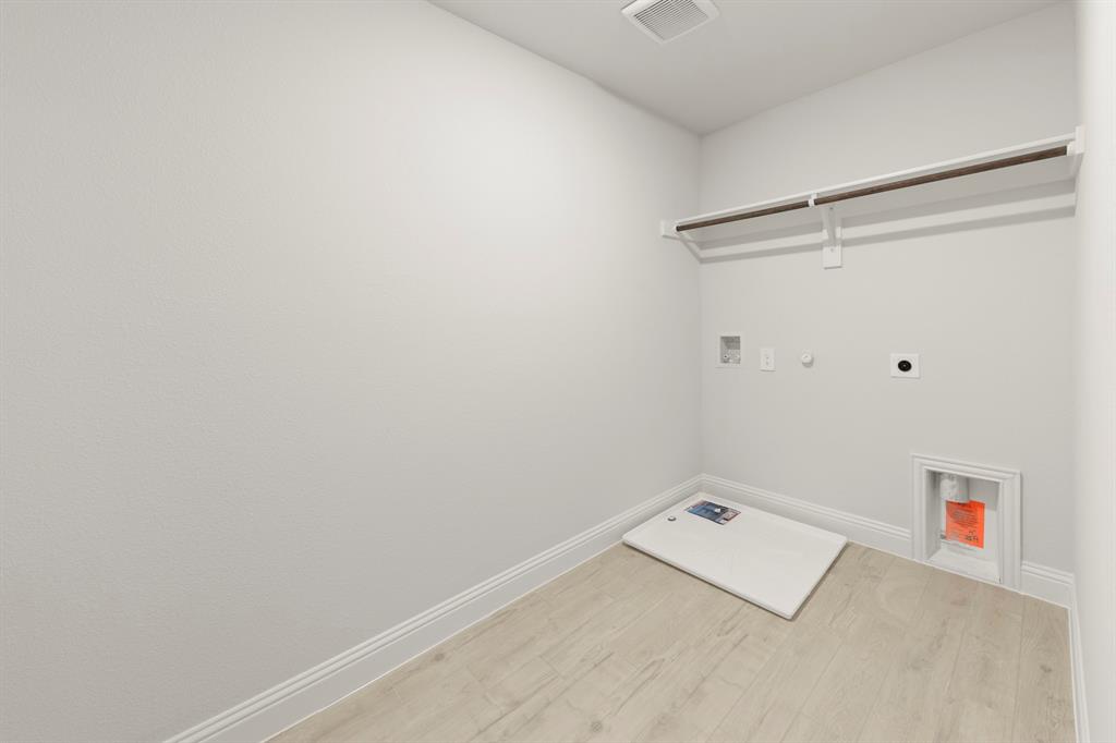 Sereno Oaks at Buckner Terrace - Residential