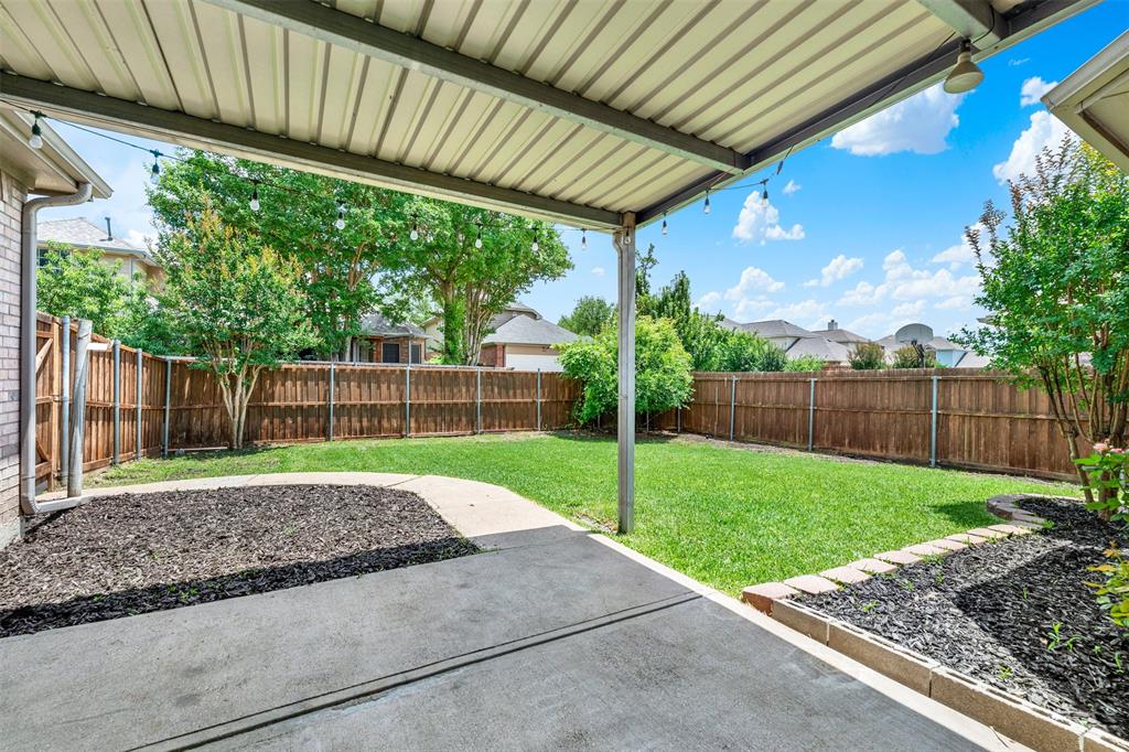 2810 Ashbury Drive