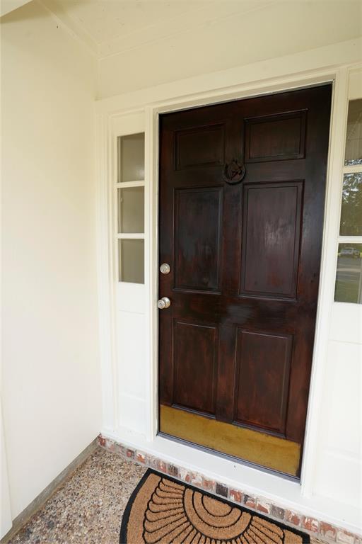 955 Roanoke Drive