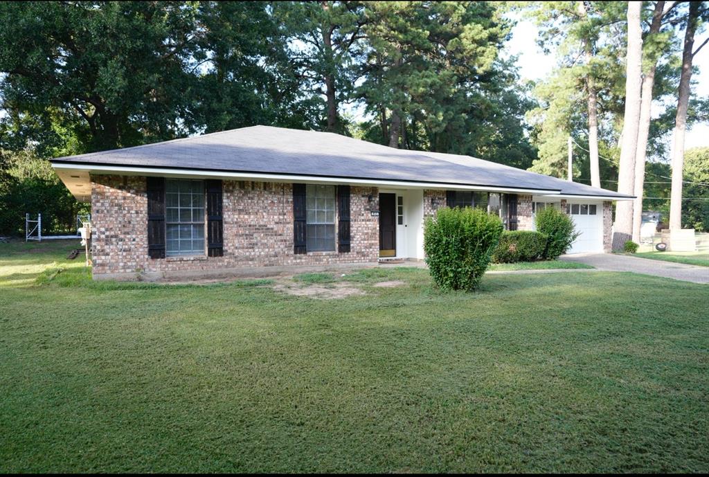 955 Roanoke Drive