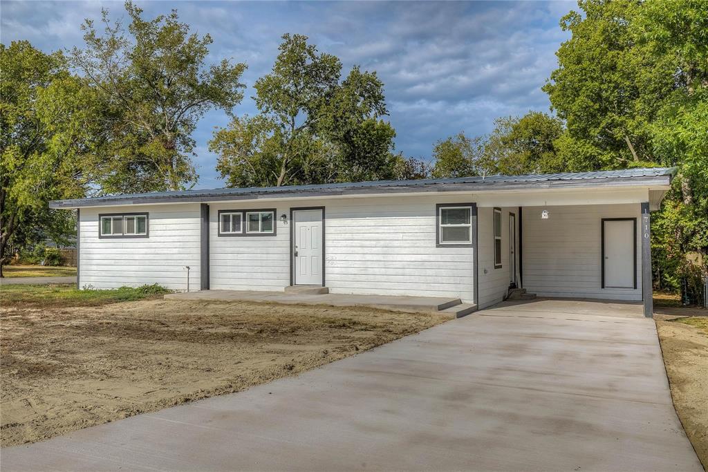 17 SFR Portfolio Package Street