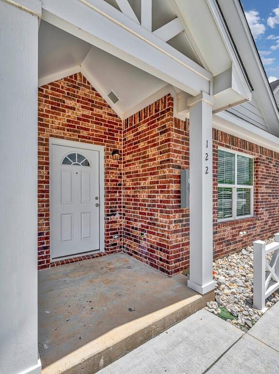 128 Morris Court