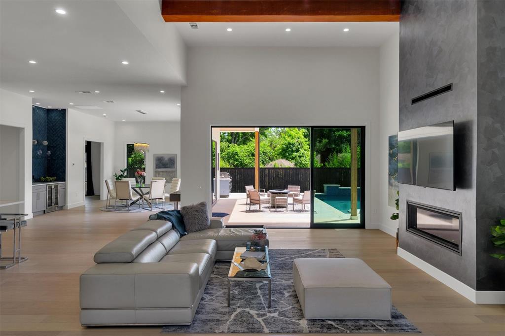 3932 Cortez Drive