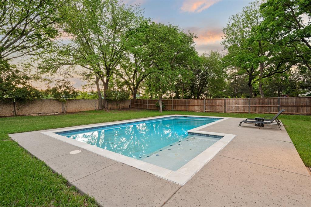 Country Walk Add - Residential