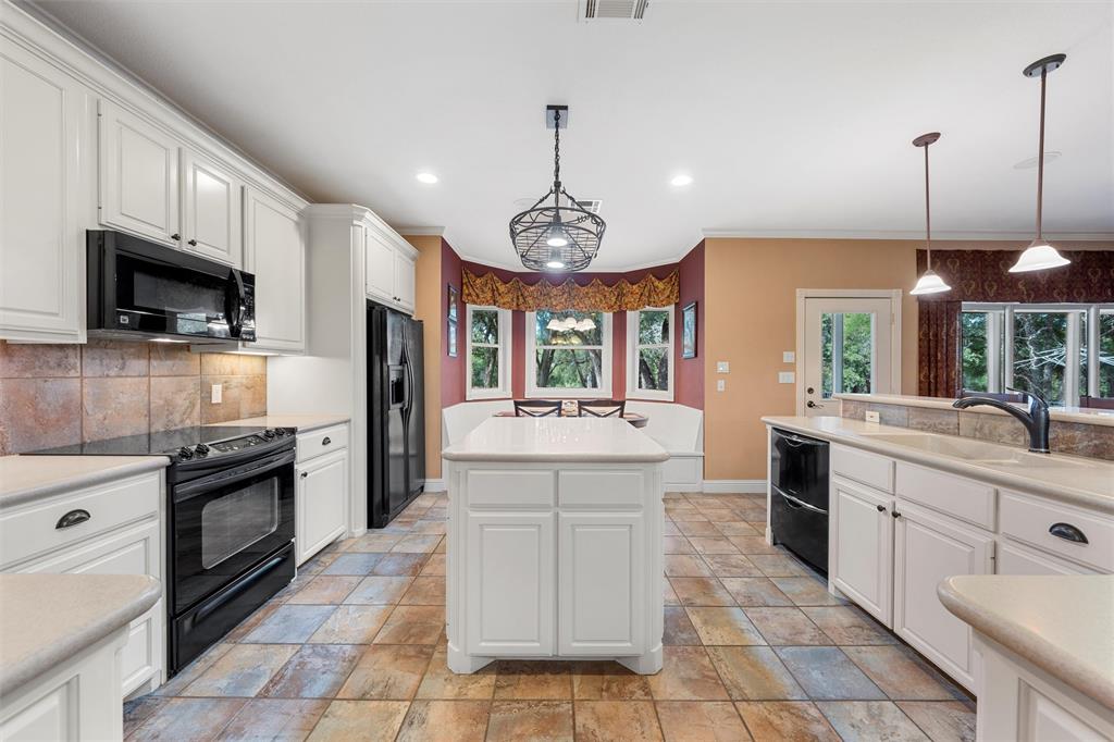 Three 17 River Oaks - Residential