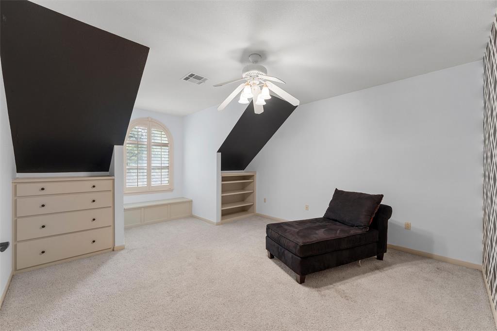 Three 17 River Oaks - Residential