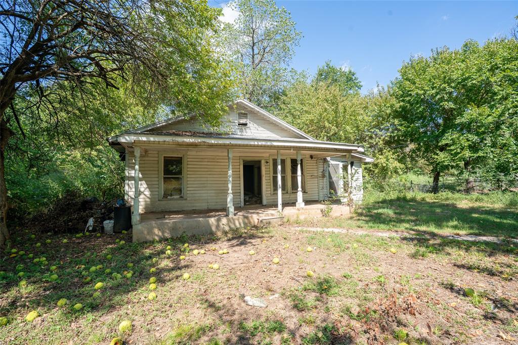 1310 W Campbell