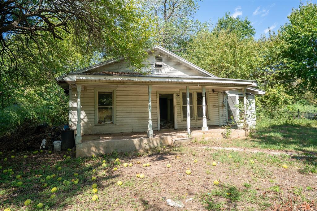 1310 W Campbell
