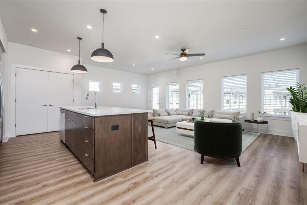 Crescent Crk Villas - Residential Lease