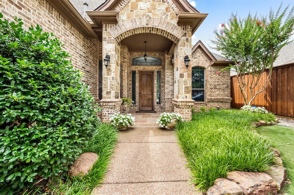 8200 Oak Knoll Drive