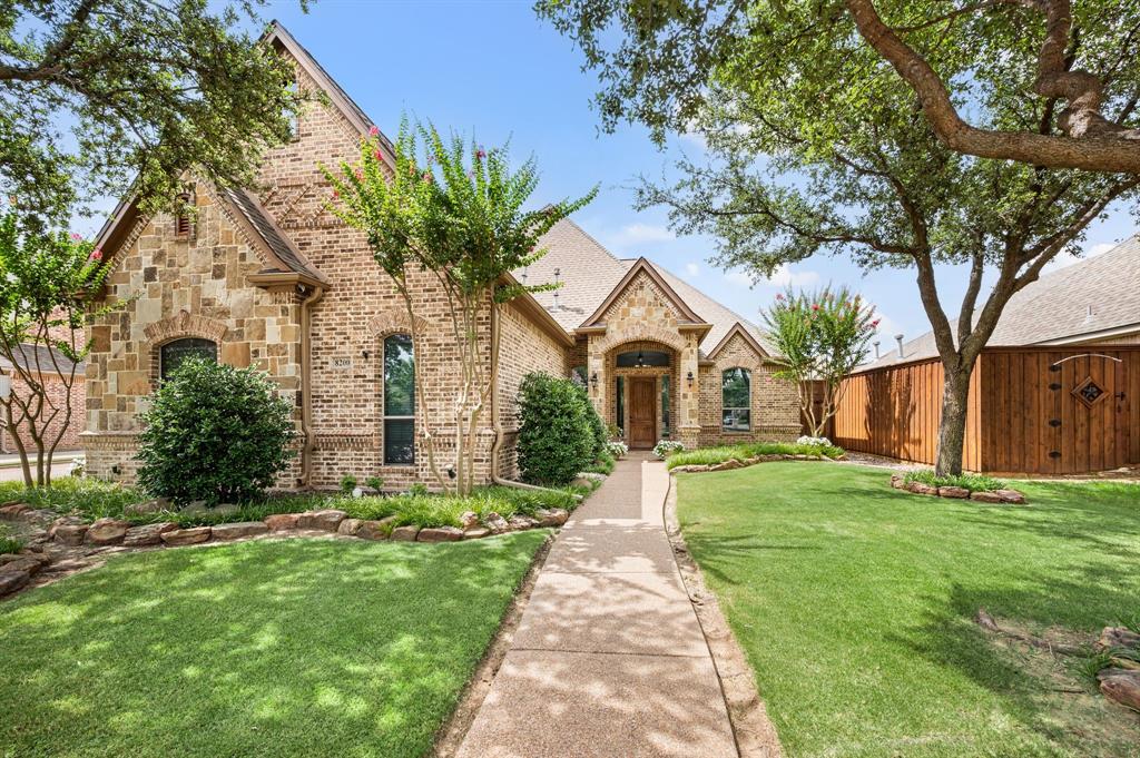 8200 Oak Knoll Drive