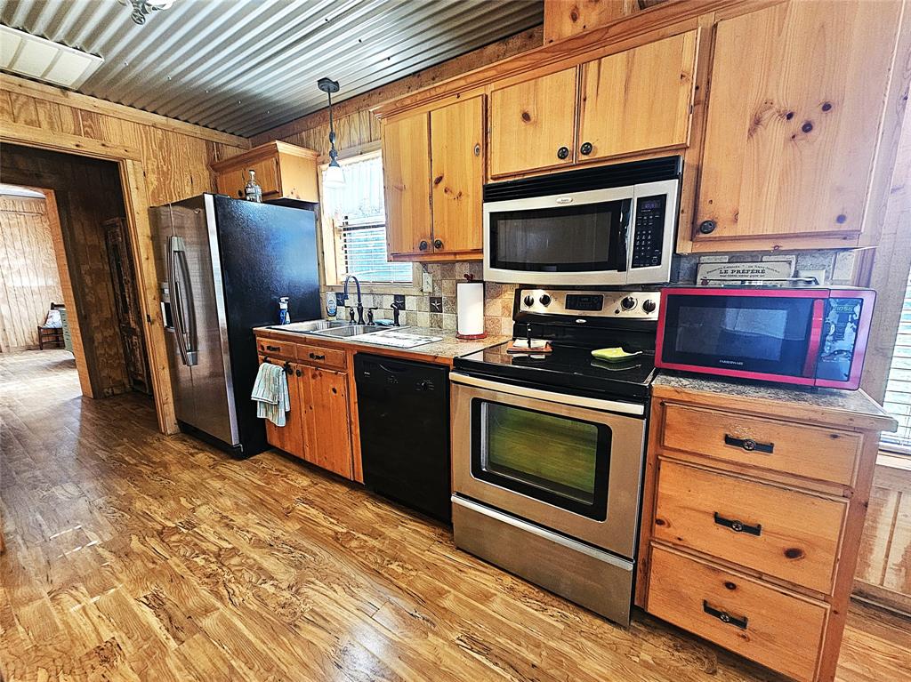 Hickory Hills Add - Residential