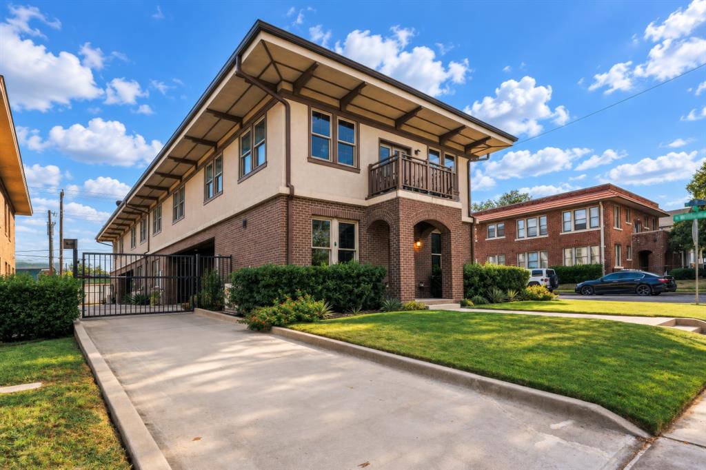 1038 Kings Highway 1