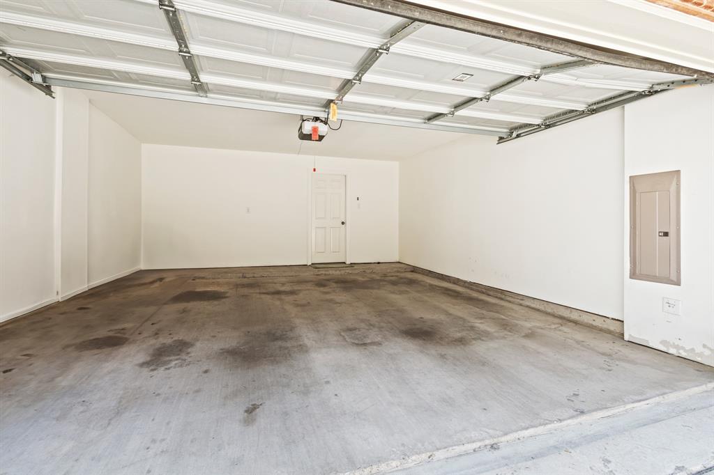 Worthington Corners - Residential Lease