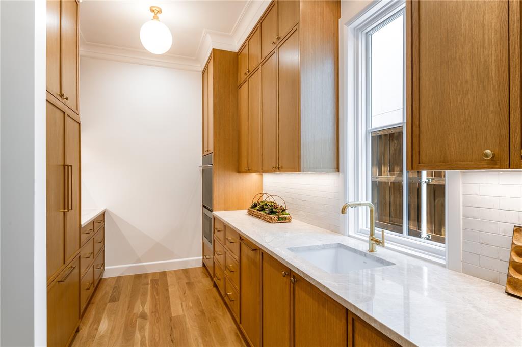 Highland Park West 05 Instl - Residential