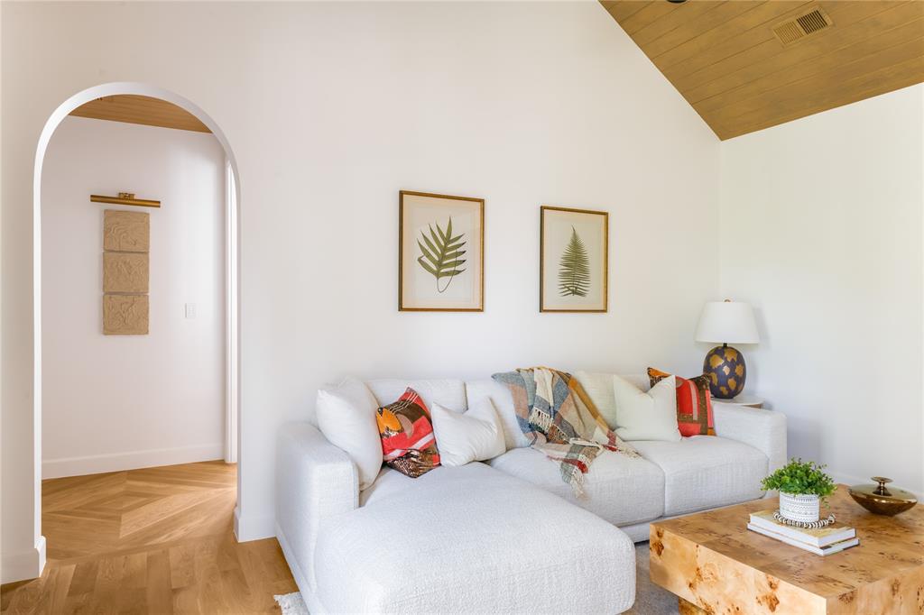 Highland Park West 05 Instl - Residential