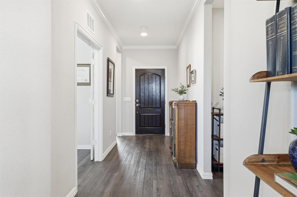 7656 Redwood Forest Lane