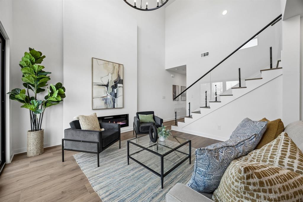 1428 Mars Lander Lane