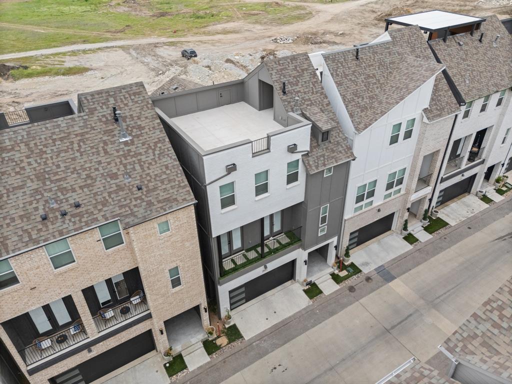 Soho Square Ph 1 - Residential Lease