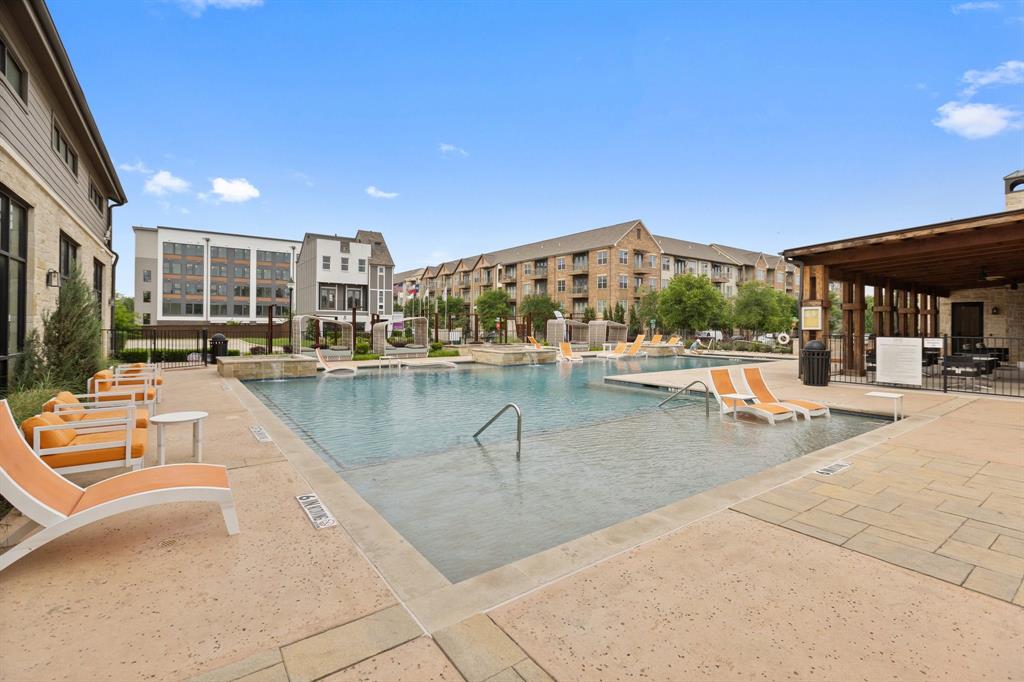 Soho Square Ph 1 - Residential Lease