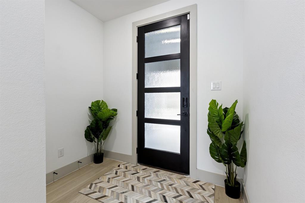 Soho Square Ph 1 - Residential Lease