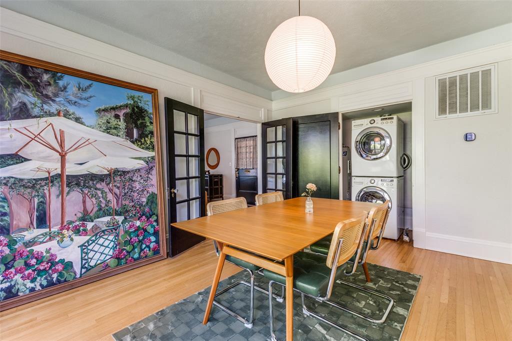 VILLA MUNGER 5004 WORTH ST CONDO - Residential Lease