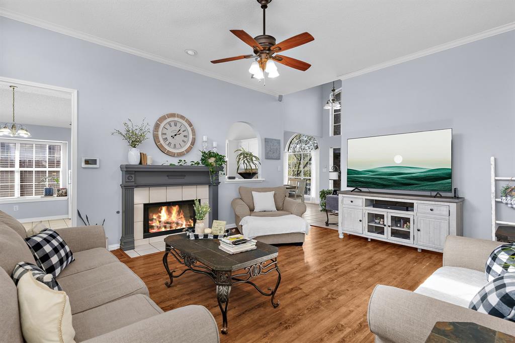 2012 Valley Falls Avenue